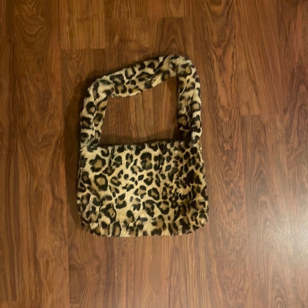 Shoulder bag